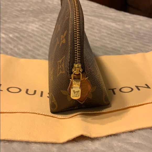 Louis Vuitton cosmetics pouch GM - Picture 3 of 5